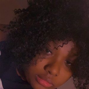 Meet your Posher, Asia